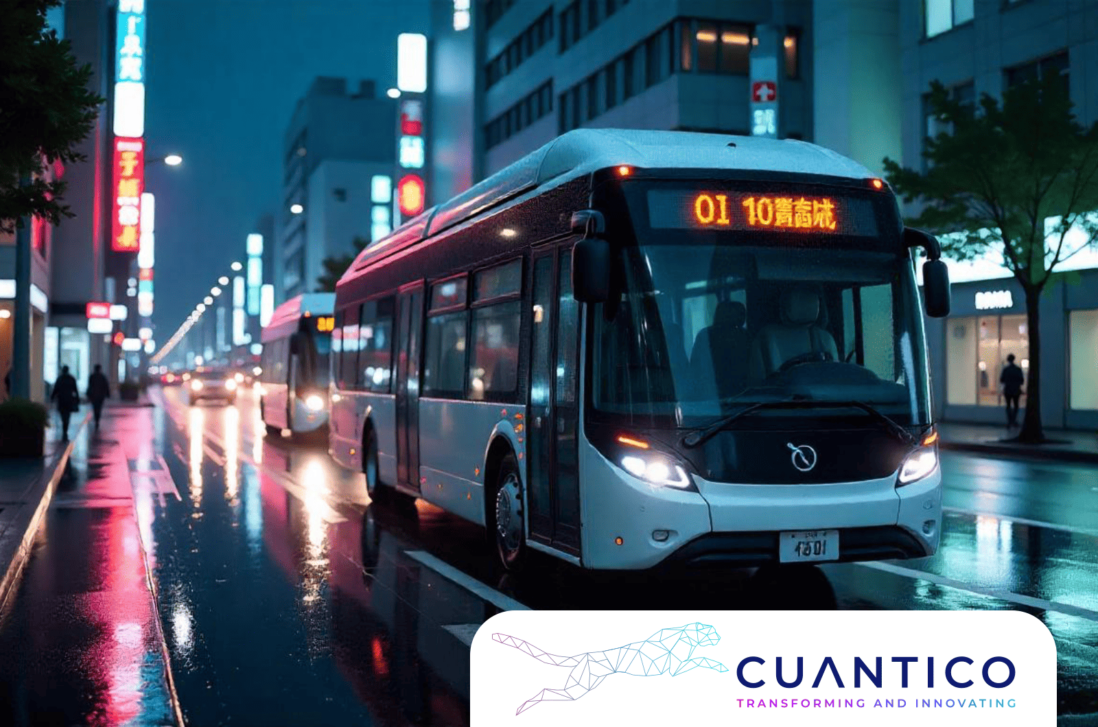 Movilidad Inteligente en Ciudades Digitales: Soluciones Cuantico para el Transporte Urbano Autobús inteligente circulando en ciudad nocturna bajo lluvia, con luces LED y tecnología Cuantico aplicada a la movilidad urbana con Inteligencia Artificial